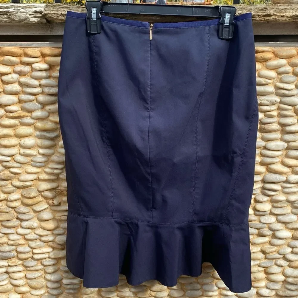 Tory Burch Navy Blue Mermaid Ruffle Skirt w/Signature Logo. Size 6. EUC!